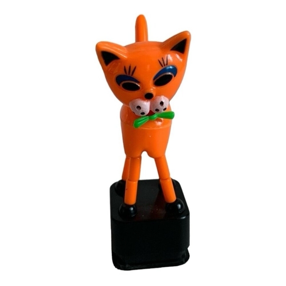 Vintage Orange Cat Push Puppet Toy Kitty Cat Plastic 4" Collectible - Picture 2 of 5